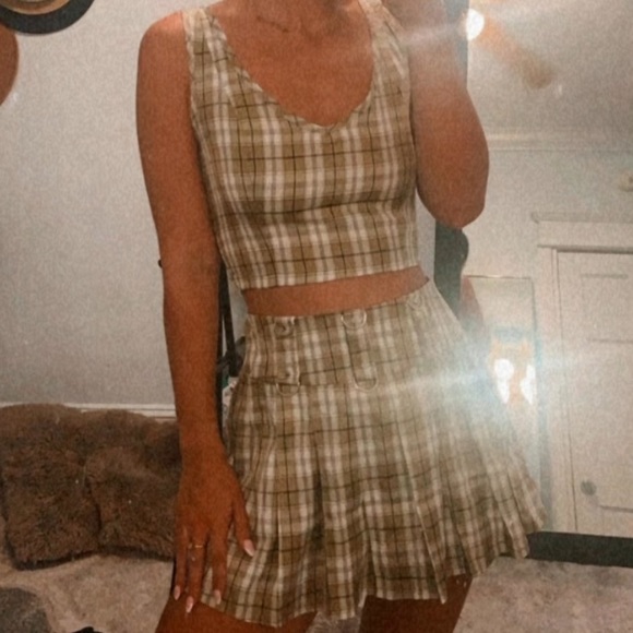 Plaid crop top skirt set - Picture 3 of 3
